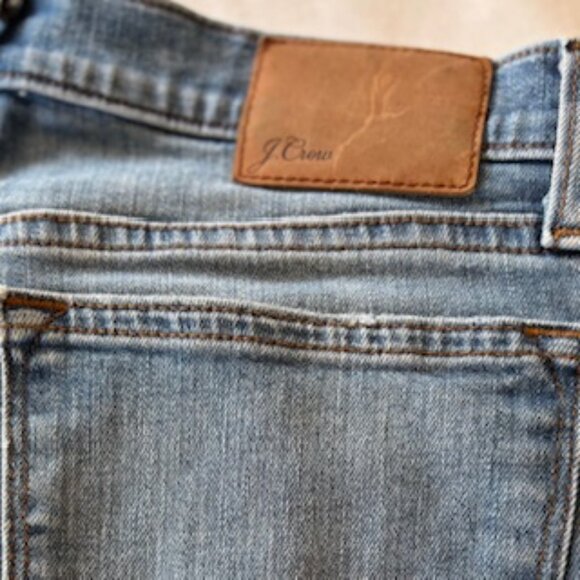 J.Crew Slim Broken-In Boyfriend Jeans – Size 28 – Ripped Knees, Frayed Hem - Picture 8 of 14